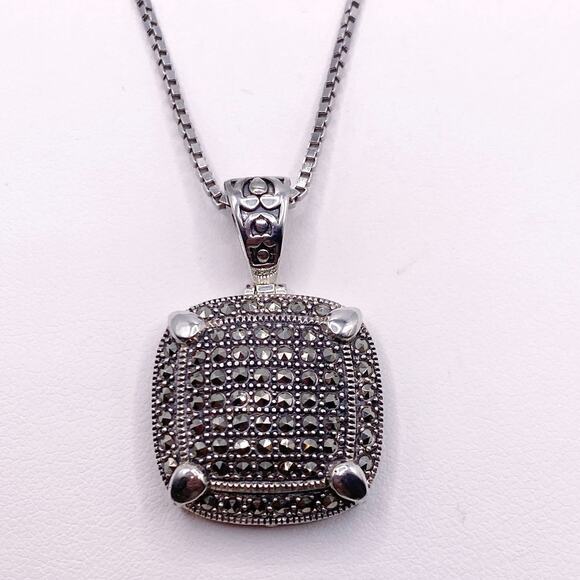 Sterling Silver Necklace with Marcasite Box Pendant 16” New With Tag - Picture 3 of 6